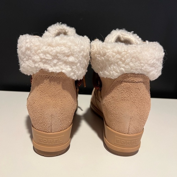 NWOT Sorel Evie Wedge Bootie - Picture 8 of 10